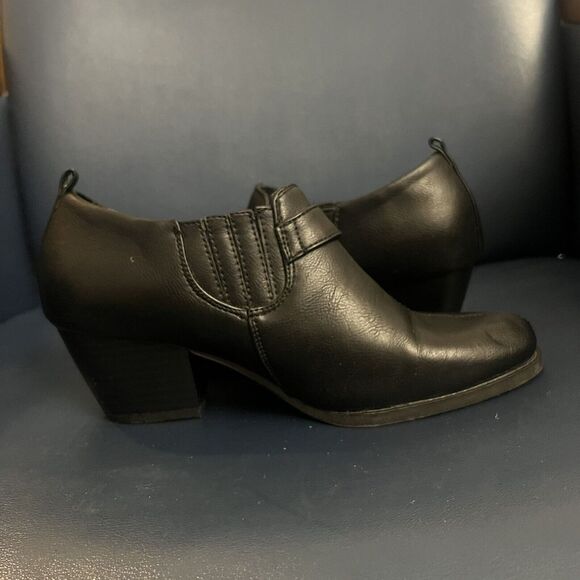 Baretraps 7M Ramani Women's shoes Black Slide Buckle‎ Bootie Cuban Heel - Picture 7 of 9